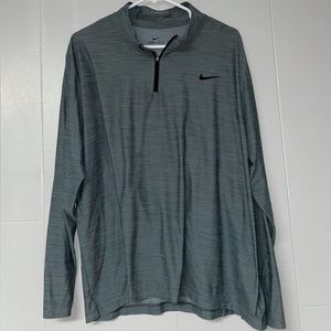 Size XL Men’s Nike 1/4 Quarter Zip Jacket Grey